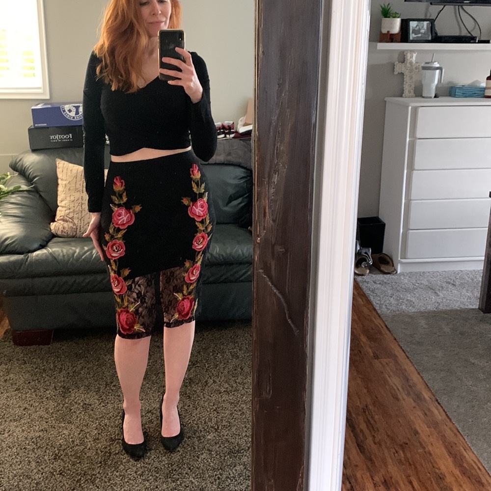 Top Shop Black lace pencil skirt